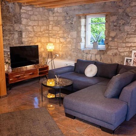 Vulkan-Lodge Ferienhaus Rieden  المظهر الخارجي الصورة
